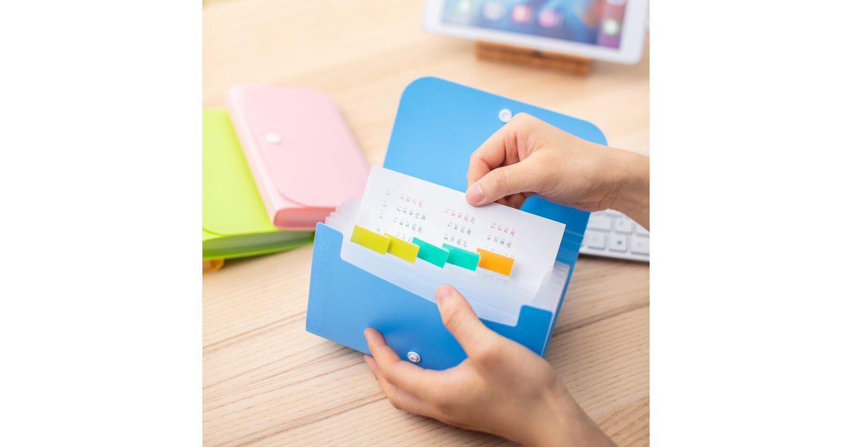 Mini Expanding File Deli A6 · Stationery